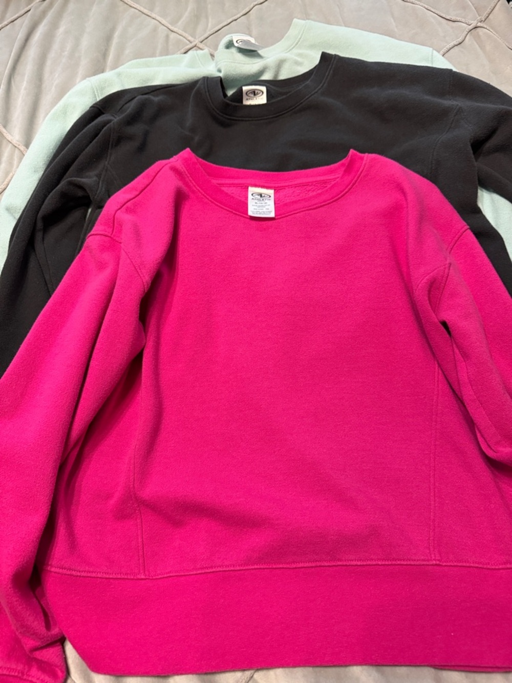 Girls sweatshirts crew necks/hoodies bundle